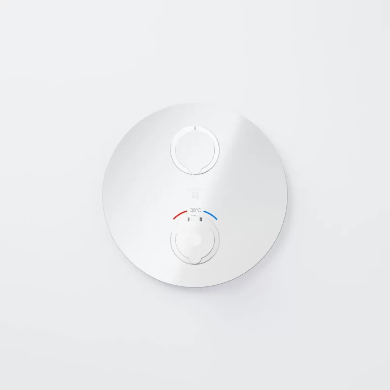 Series 100 Finish set for concealed thermostatic mixer with 2 way diverter 3