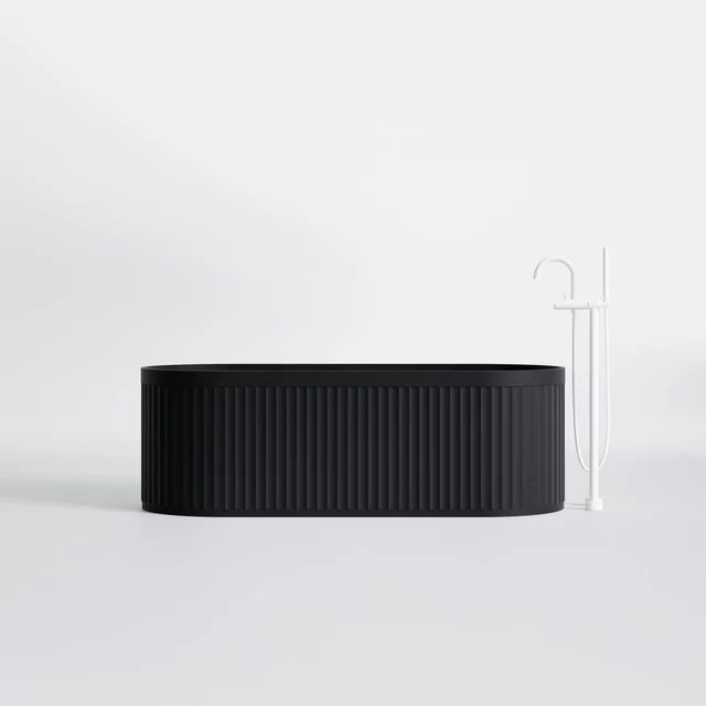 Series 740 freestanding bath 1